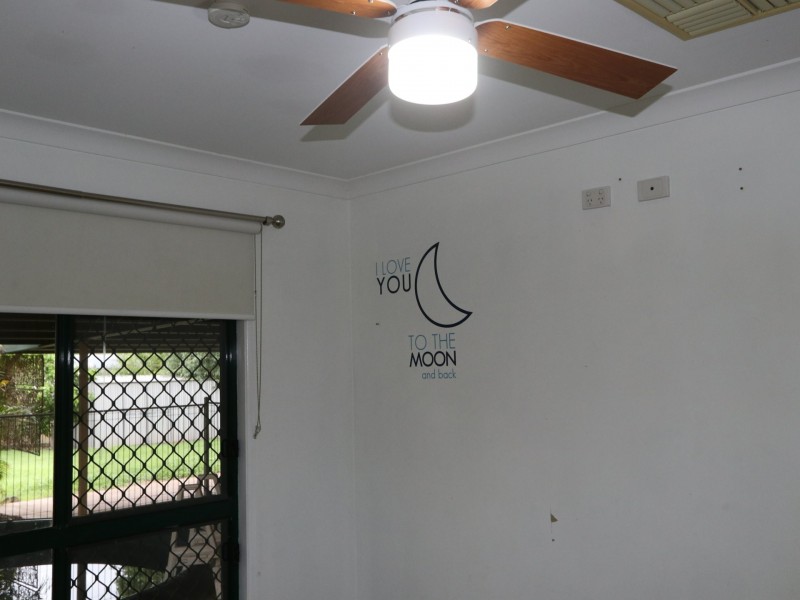 12 Cowan Crescent, Emerald QLD 4720