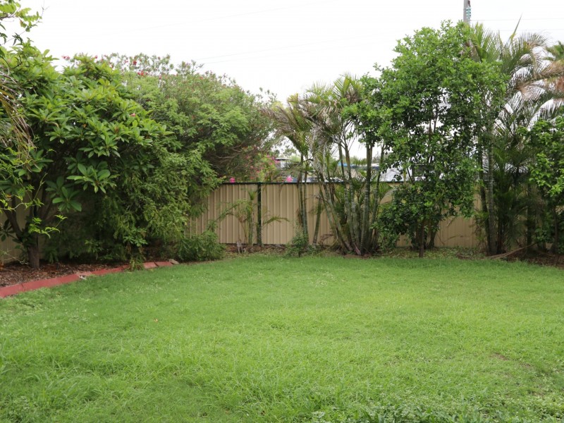 12 Cowan Crescent, Emerald QLD 4720