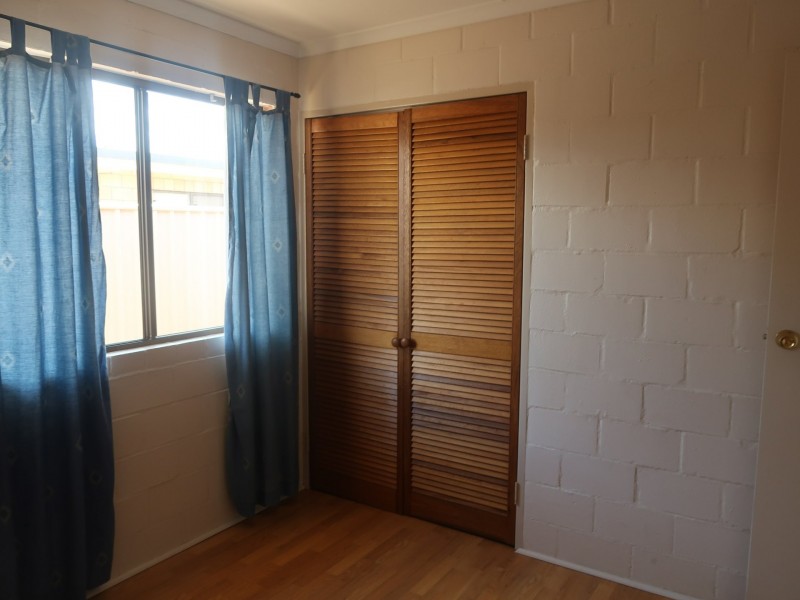 Unit 2/69 Esmond Street, Emerald QLD 4720