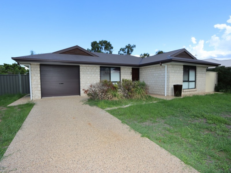 39 Blue Gums Drive, Emerald QLD 4720