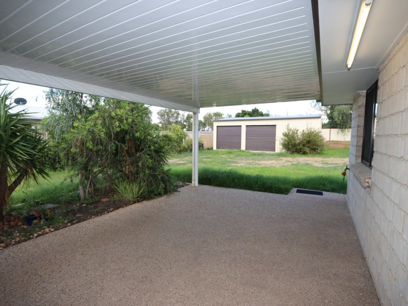 39 Blue Gums Drive, Emerald QLD 4720