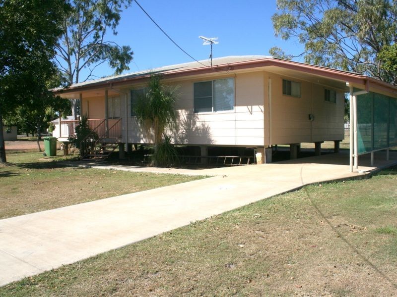 12 Langton Street, Capella QLD 4723