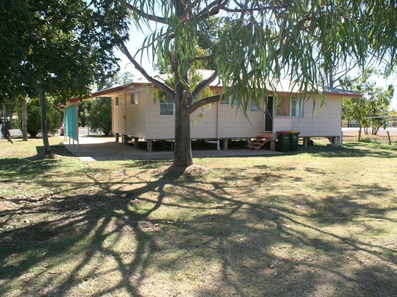 12 Langton Street, Capella QLD 4723