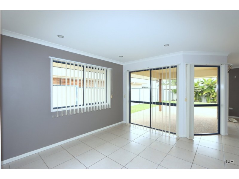 10 Crozier Court, Emerald QLD 4720