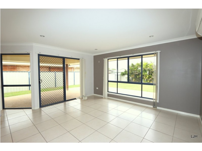 10 Crozier Court, Emerald QLD 4720