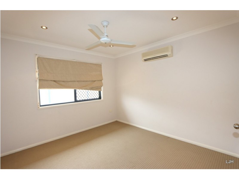 10 Crozier Court, Emerald QLD 4720