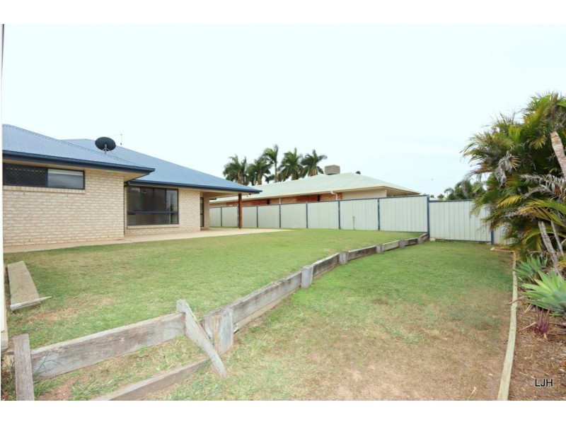 10 Crozier Court, Emerald QLD 4720