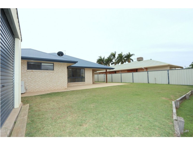 10 Crozier Court, Emerald QLD 4720