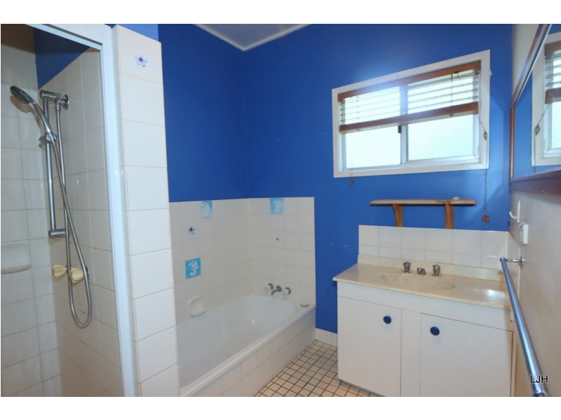 136 Borilla Street, Emerald QLD 4720