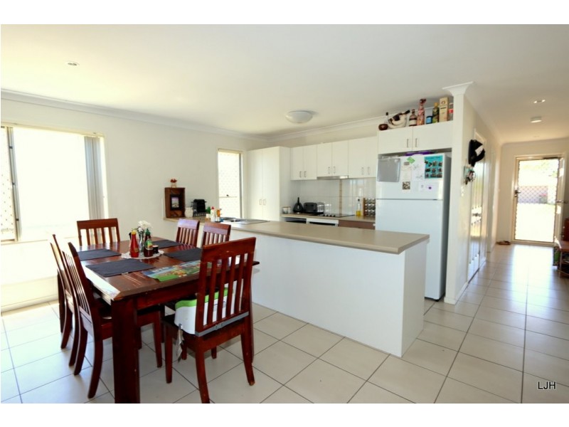 2 Lakeside Drive, Emerald QLD 4720