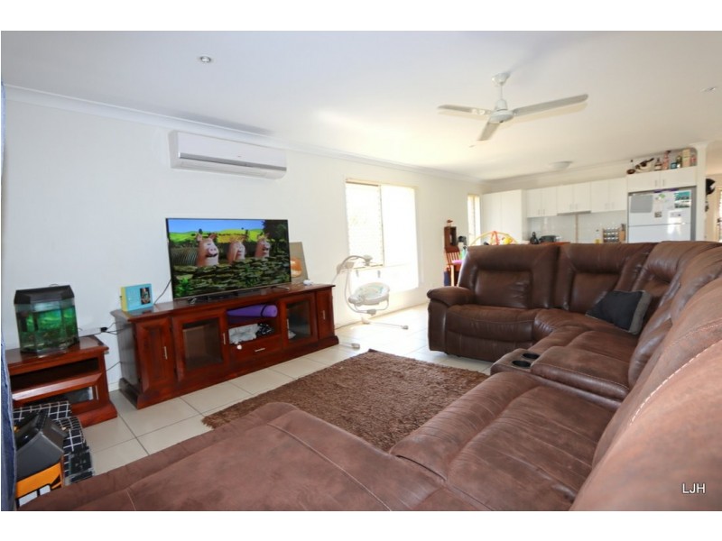 2 Lakeside Drive, Emerald QLD 4720