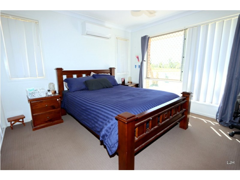 2 Lakeside Drive, Emerald QLD 4720