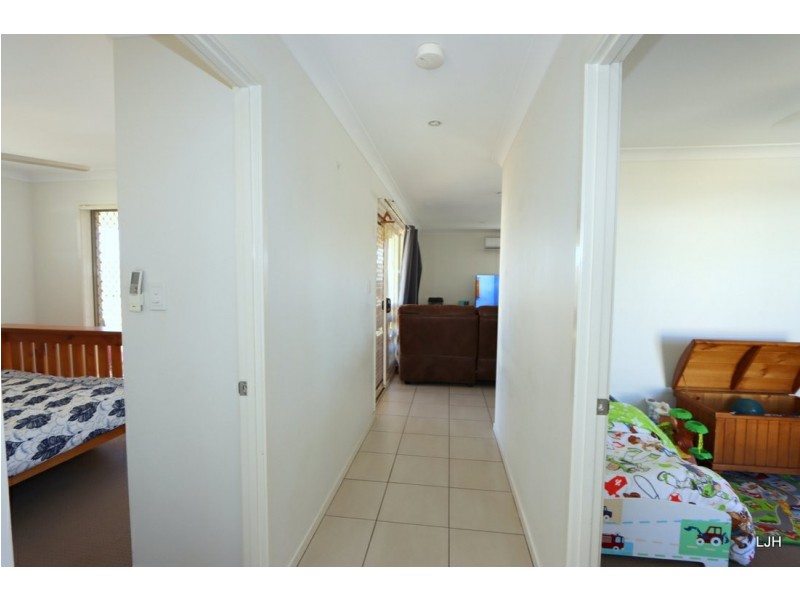 2 Lakeside Drive, Emerald QLD 4720