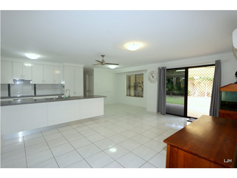 61 Bluegums Drive, Emerald QLD 4720