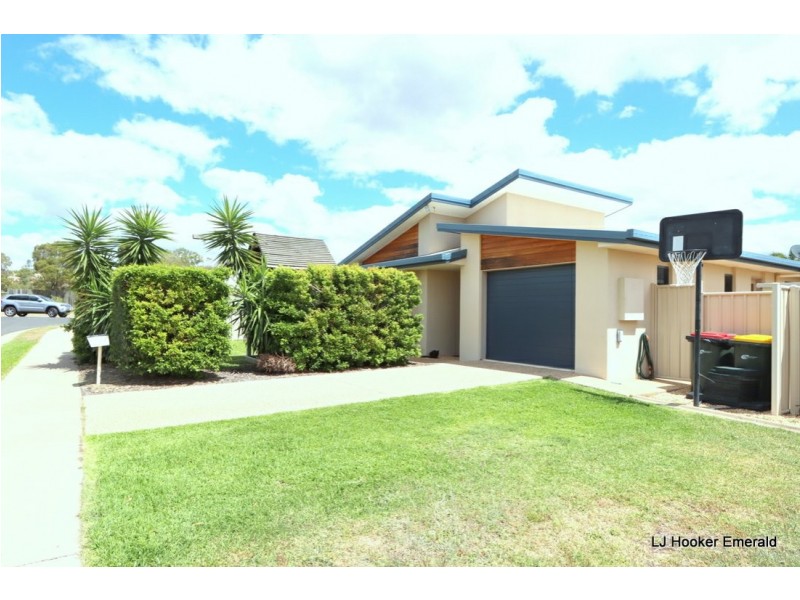 1/6 Grange Court, Emerald QLD 4720