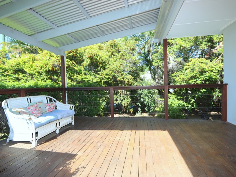 99 Ruby Street, Emerald QLD 4720