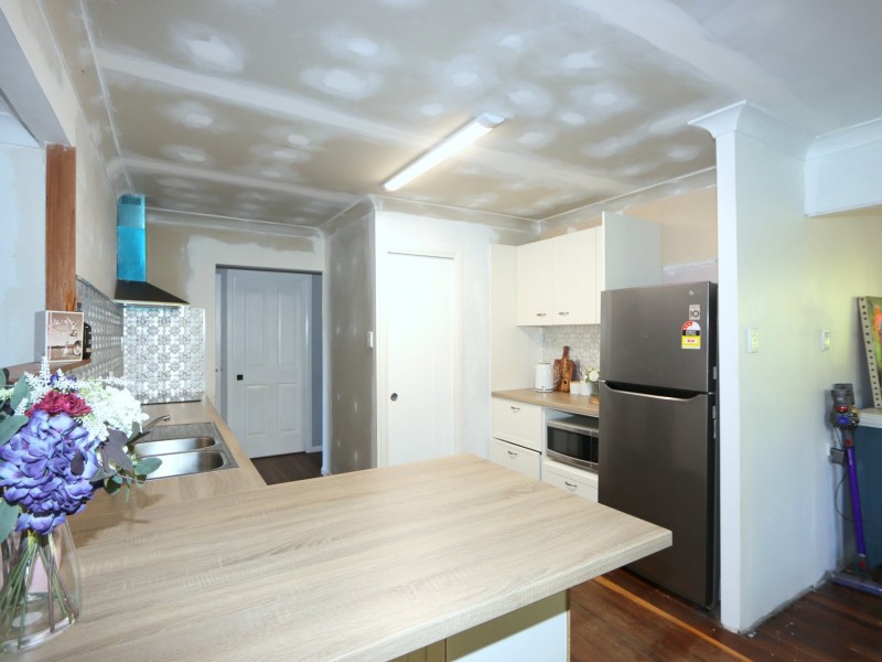 99 Ruby Street, Emerald QLD 4720