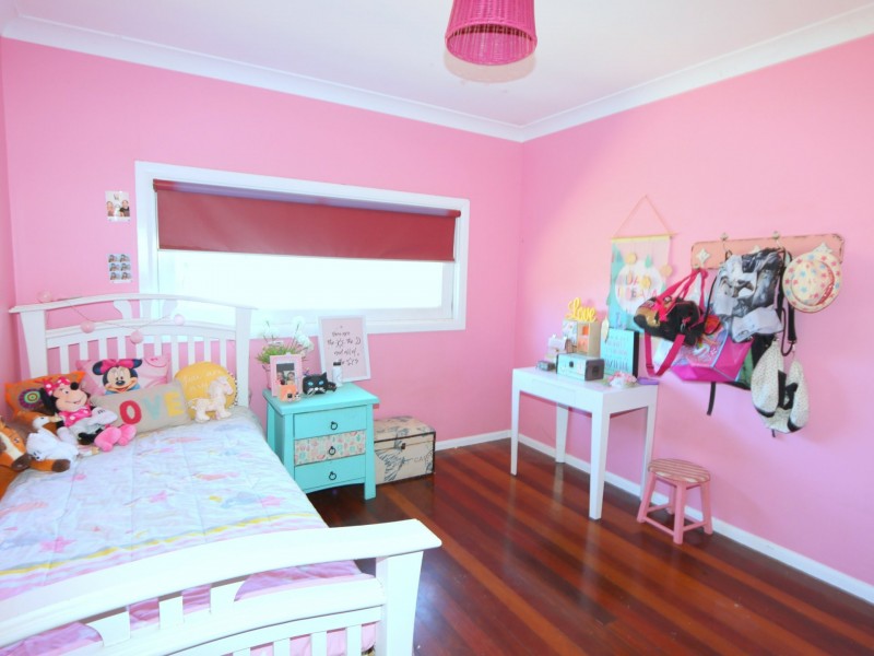 99 Ruby Street, Emerald QLD 4720