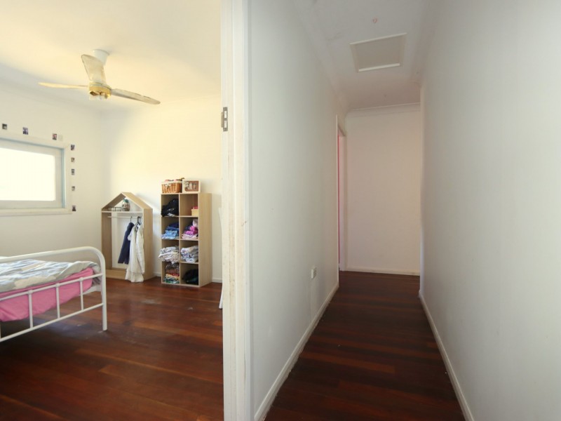 99 Ruby Street, Emerald QLD 4720