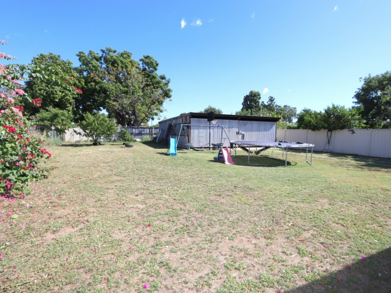99 Ruby Street, Emerald QLD 4720