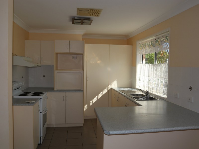 Villa 12/24 Riverview Street, Emerald QLD 4720