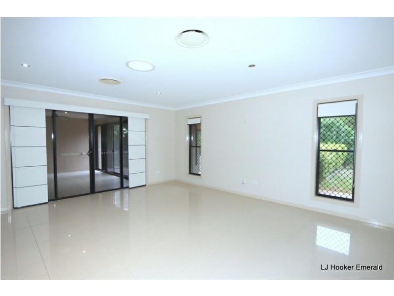 41 Russ Layton Drive, Emerald QLD 4720