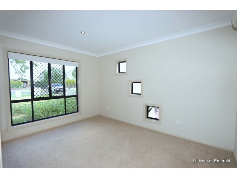 41 Russ Layton Drive, Emerald QLD 4720