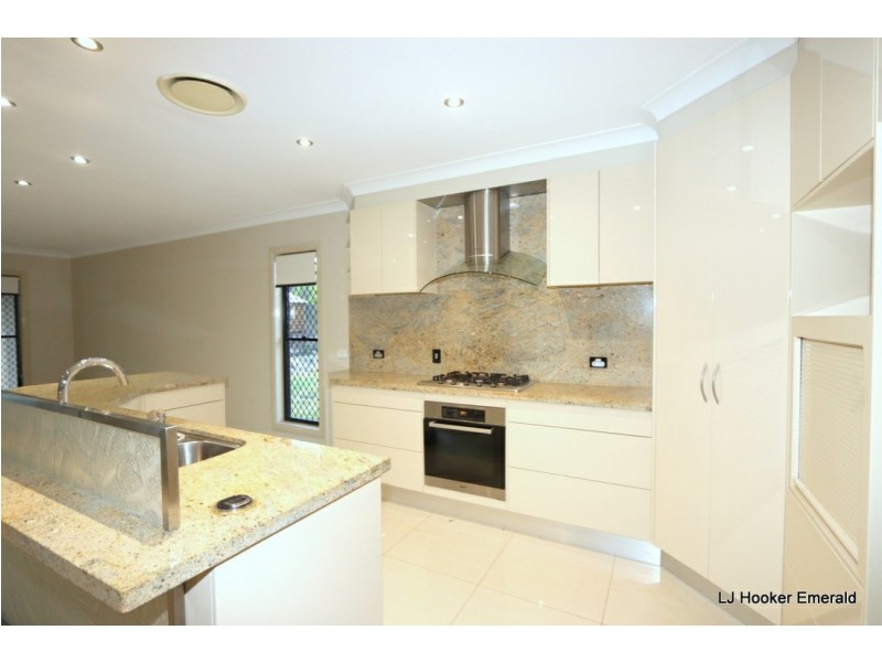 41 Russ Layton Drive, Emerald QLD 4720