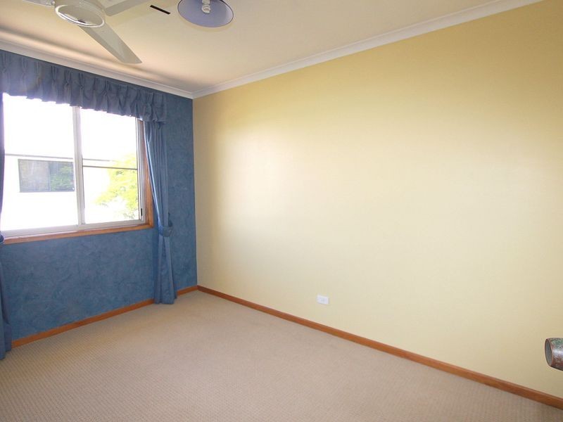 66 Moody Street, Emerald QLD 4720
