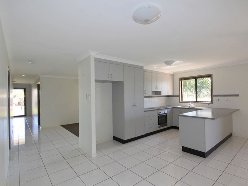 25 Berthun Street, Emerald QLD 4720