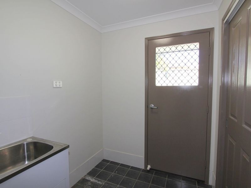 25 Berthun Street, Emerald QLD 4720