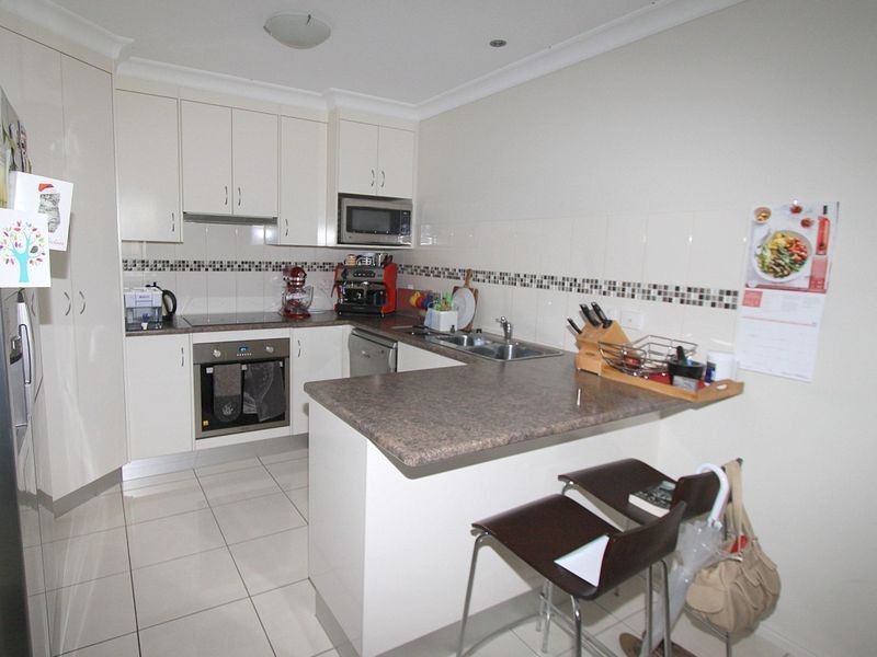 2/16 Moriarty Street, Emerald QLD 4720
