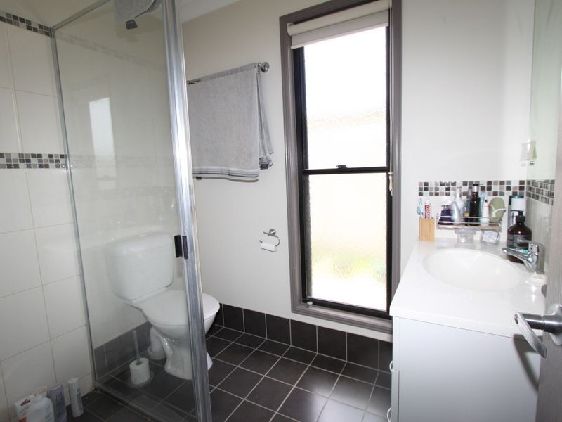 2/16 Moriarty Street, Emerald QLD 4720