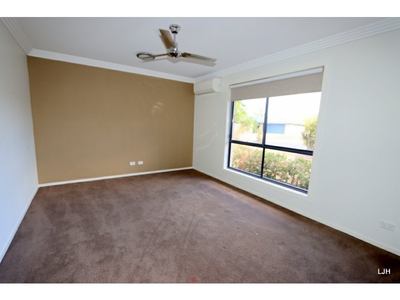 30 Bluegums Drive, Emerald QLD 4720