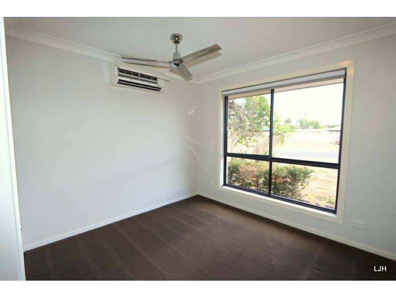 30 Bluegums Drive, Emerald QLD 4720