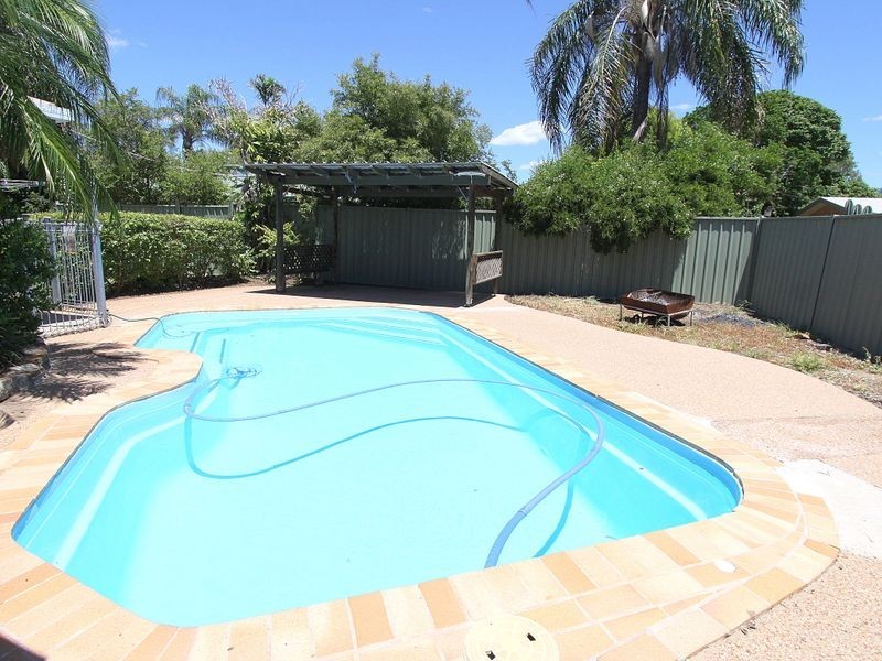 3 Edmonston Drive, Emerald QLD 4720