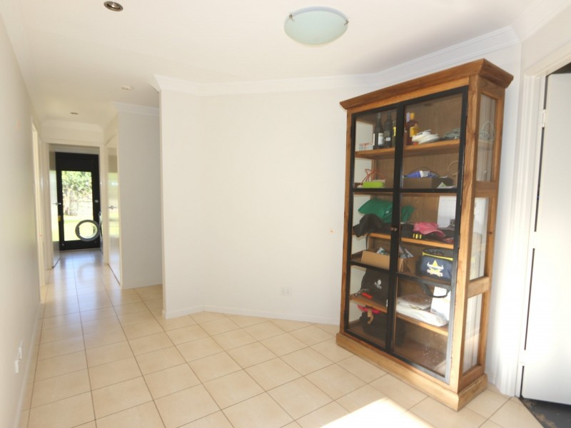 1/70 Long Street, Emerald QLD 4720