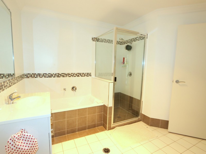 1/70 Long Street, Emerald QLD 4720