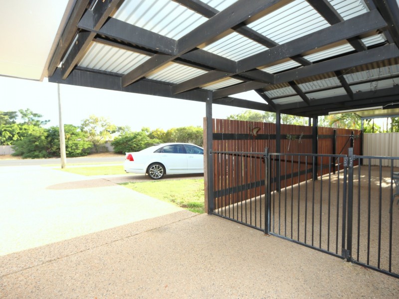 1/70 Long Street, Emerald QLD 4720