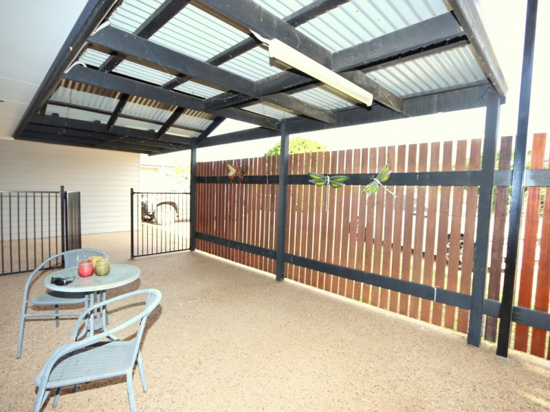 1/70 Long Street, Emerald QLD 4720