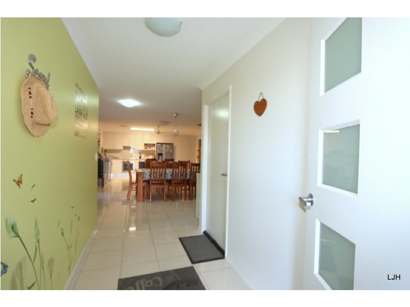 5 Kassidy Street, Emerald QLD 4720