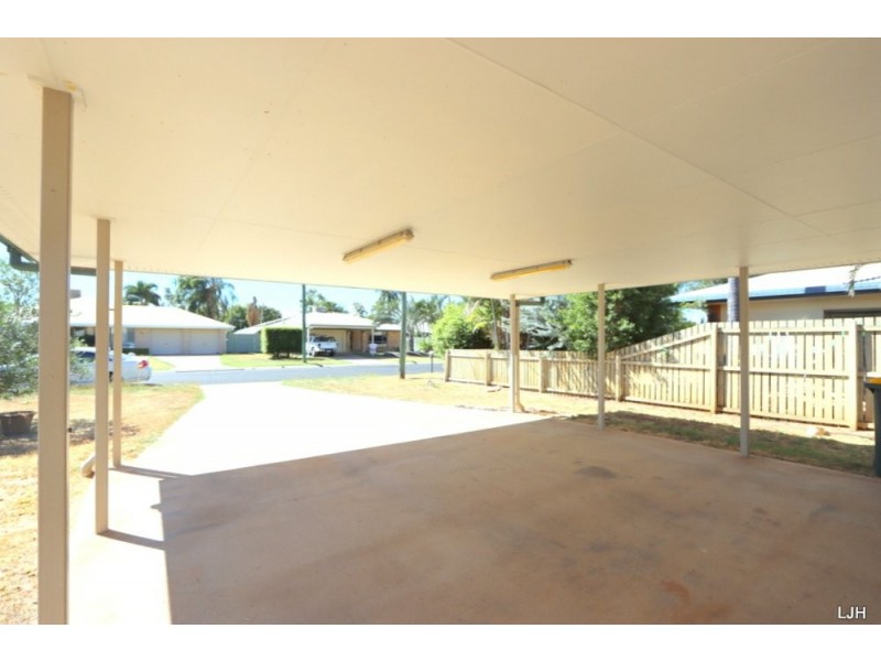 43 Bridgeman St, Emerald QLD 4720