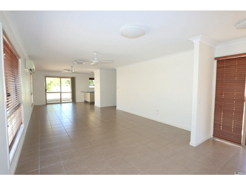 43 Bridgeman St, Emerald QLD 4720