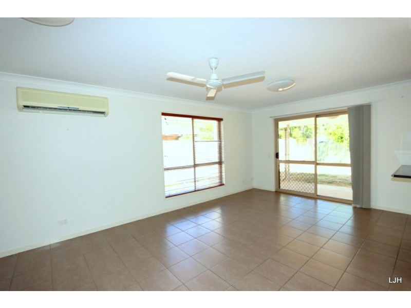 43 Bridgeman St, Emerald QLD 4720