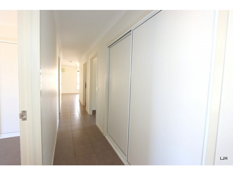 43 Bridgeman St, Emerald QLD 4720