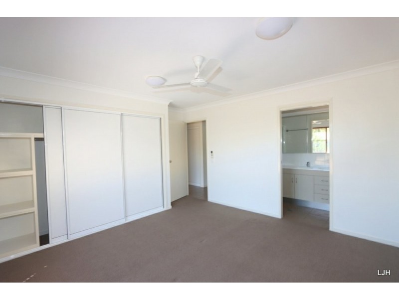 43 Bridgeman St, Emerald QLD 4720