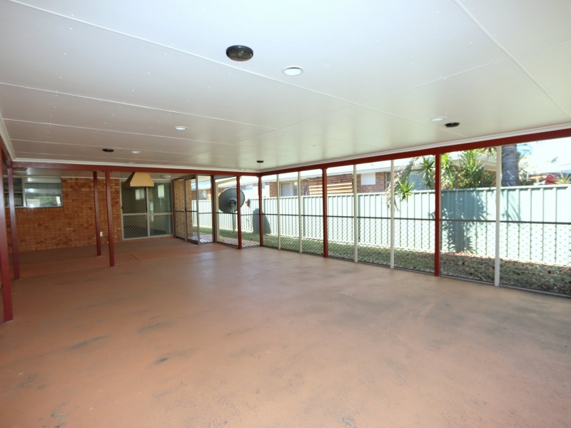 37 Bridgeman St, Emerald QLD 4720