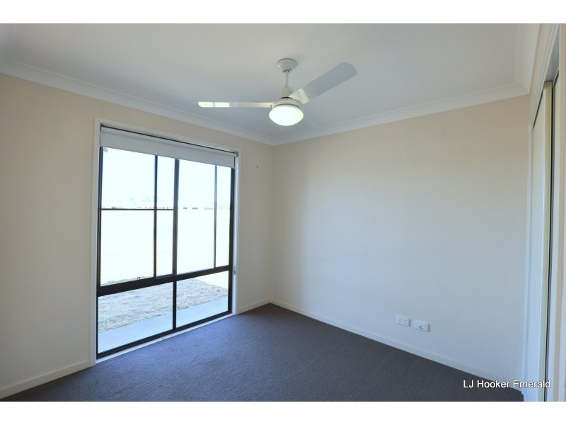 8 Baird Street, Emerald QLD 4720