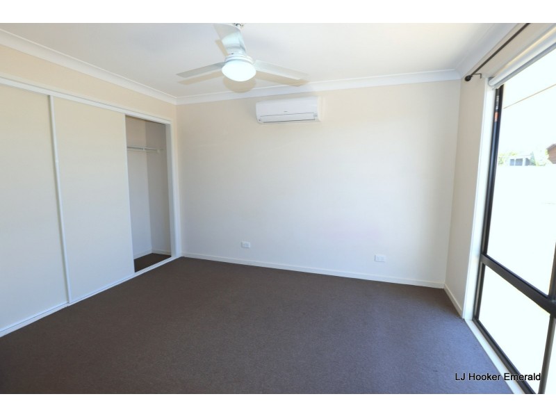 8 Baird Street, Emerald QLD 4720