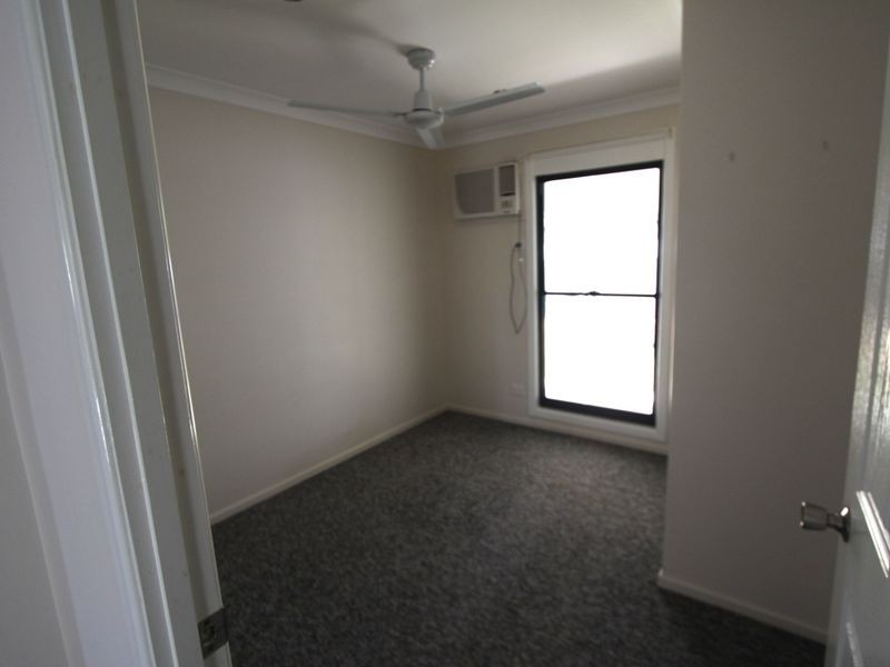 25 Gordon Street, Capella QLD 4723